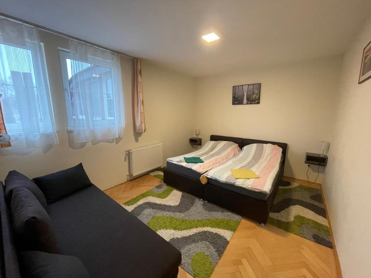 Kuenszler Apartmanhaz Замарди Экстерьер фото